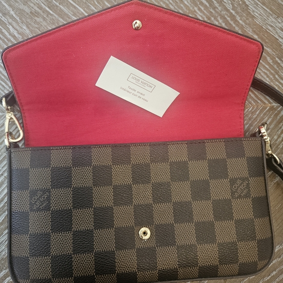 Checkered Brown Designer Handbag Set - Picture 7 of 13